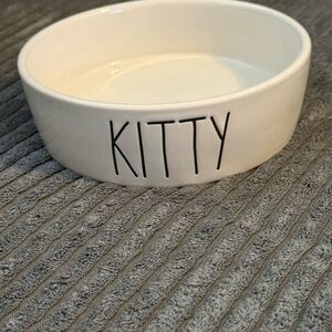 Rae Dunn White Ceramic KITTY 🐈‍⬛ Cat Dish - New